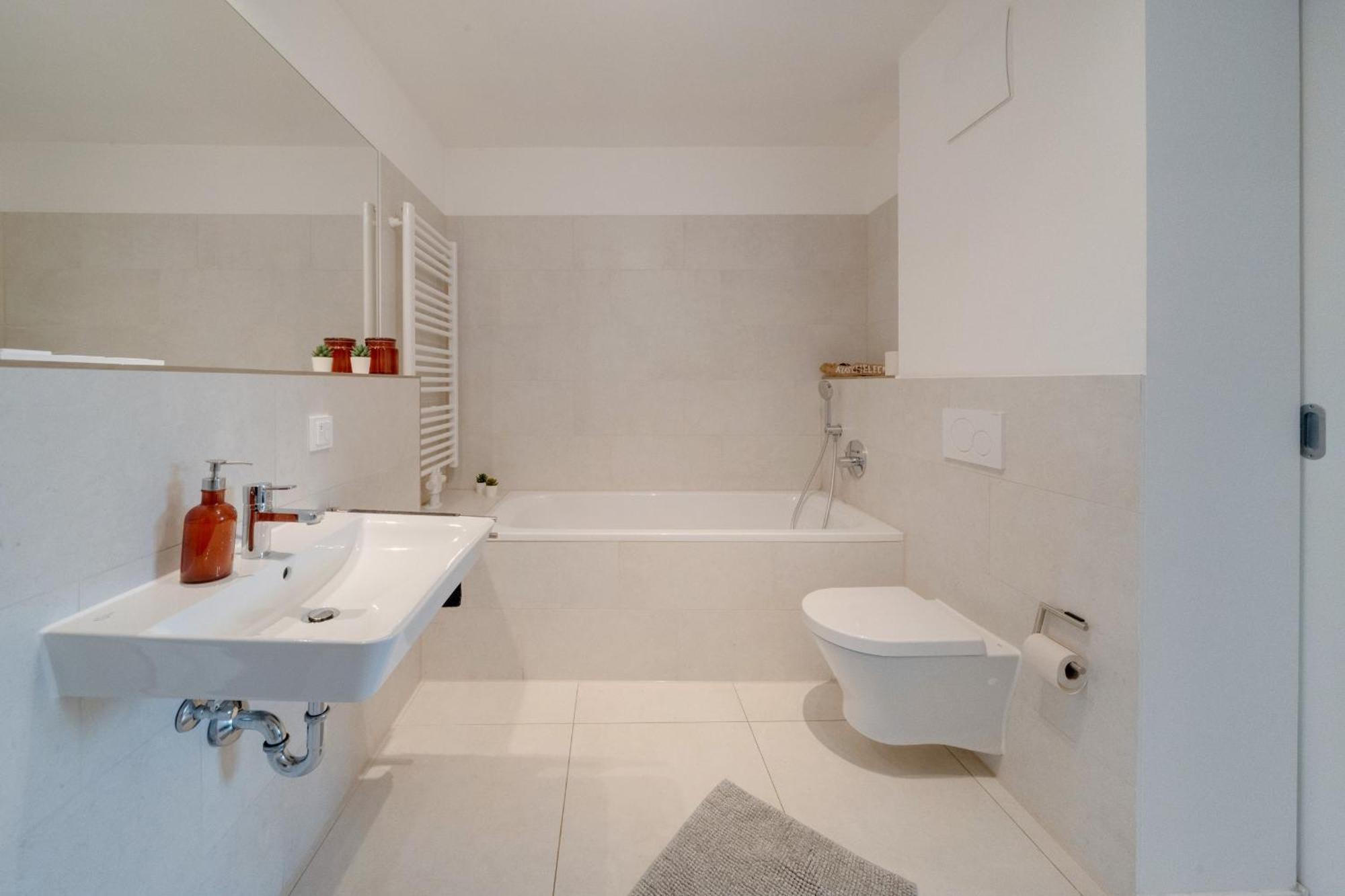 Neu-Luxus Apartment-Zentral In Altstadt-65-80Qm Аугсбург Екстер'єр фото